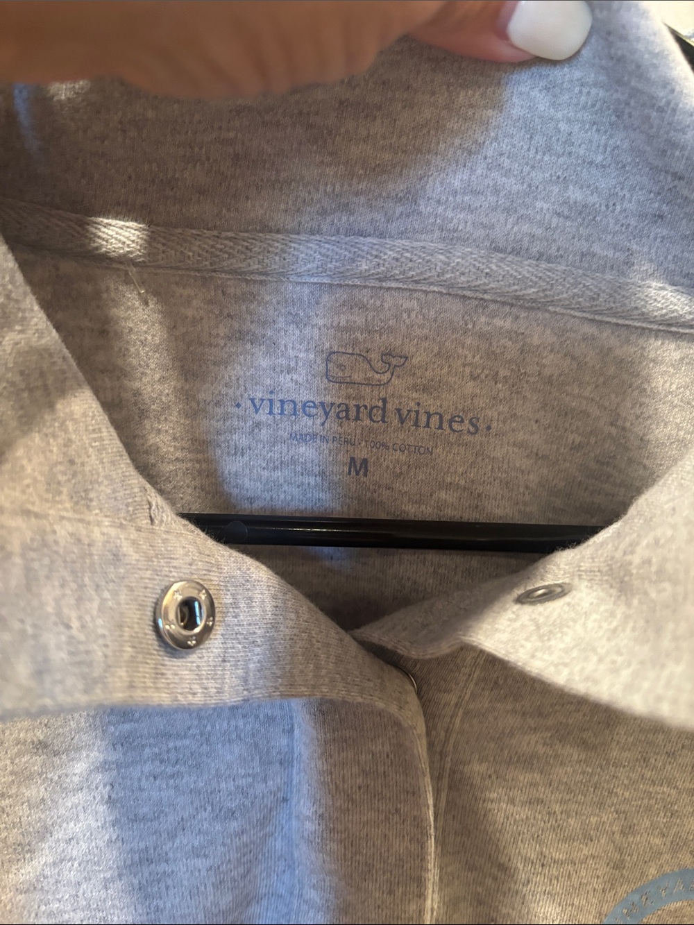 Vineyard Vines Men's Gray Mock Neck Snap Button Pullover Sweatshirt size Medium - Picture 2 of 4